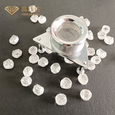 Persegi 6mm sampai 8mm DEF Warna HPHT Diamanten Deposisi Uap Kimia