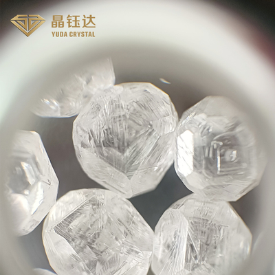 DEF SI VS VVS HPHT Laboratorium Berlian mentah yang belum dipotong 8.0ct hingga 20.0ct